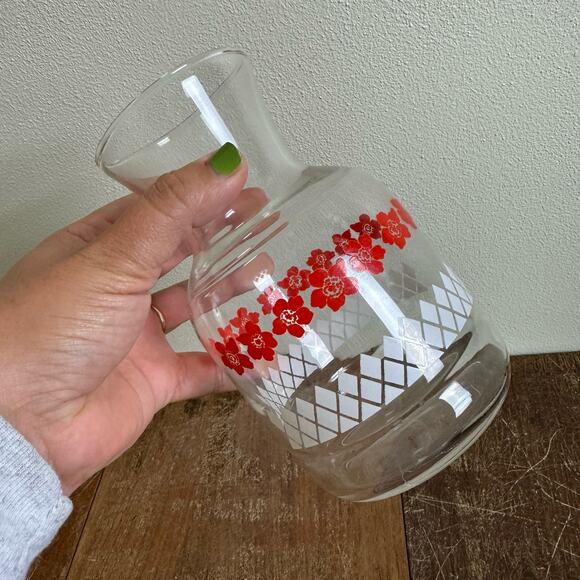 Vintage Retro Juice 1.5 Liter Glass Pitcher Carafe Red Floral Diamond Pattern - Picture 5 of 7